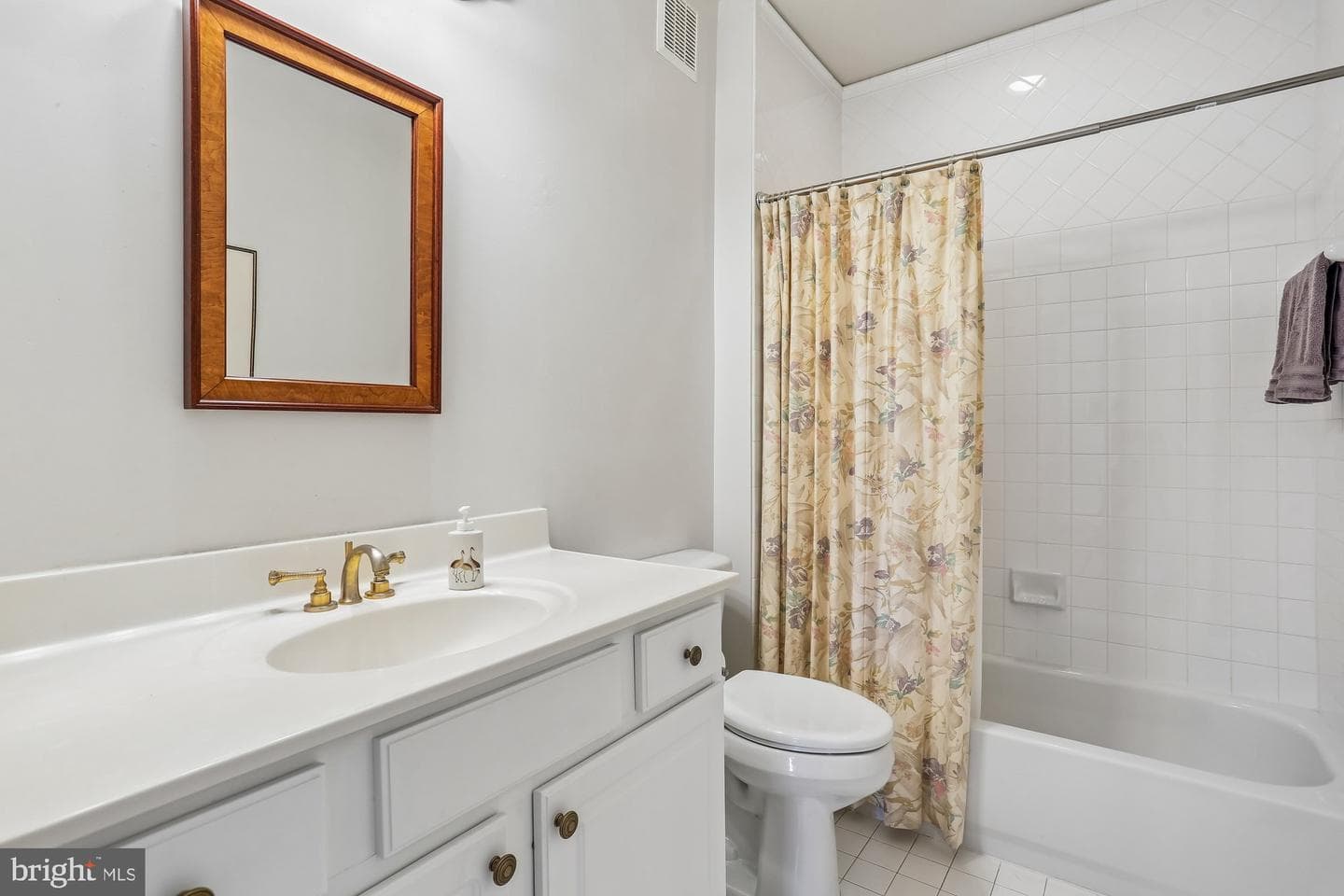 150 Chevy Chase Street #205 photo 24