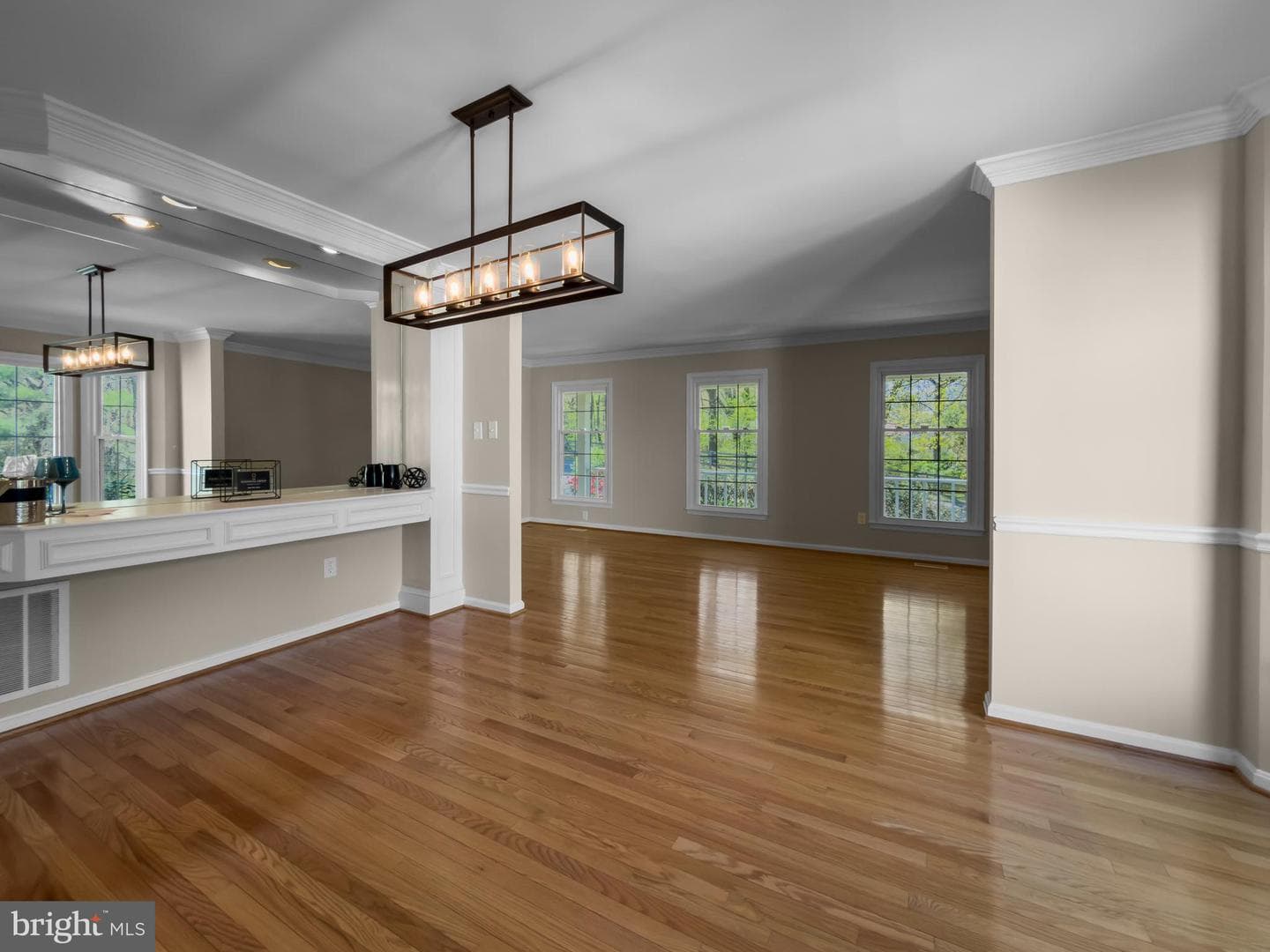 700 Beacon Hill Terrace photo 11