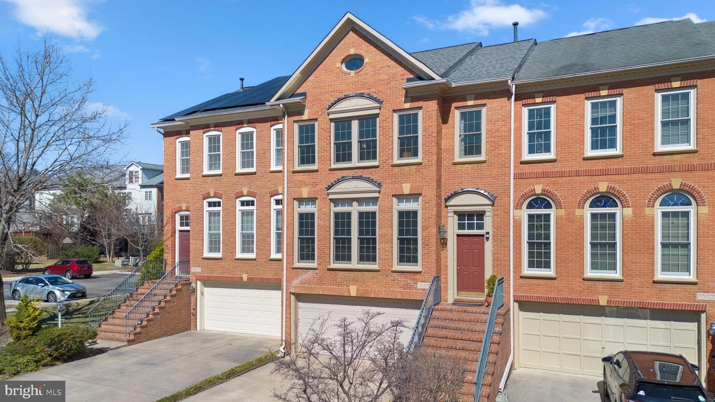 10407 Flowerfield Way photo 3