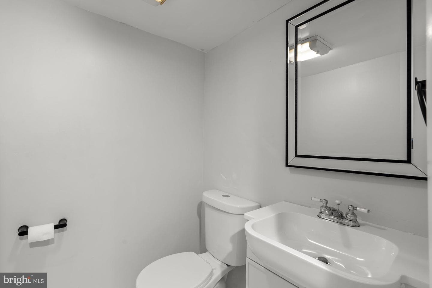 212 Dearborn Avenue photo 32