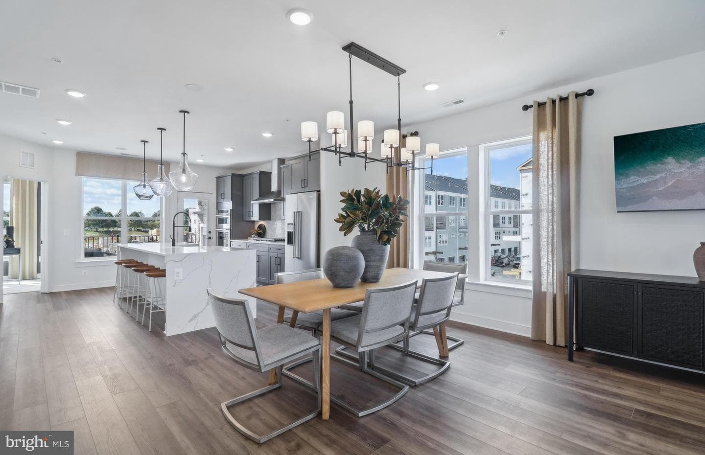 16146 Frederick Road photo 2