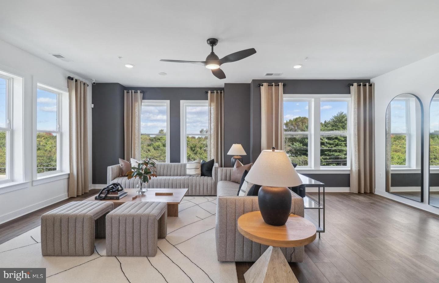 16146 Frederick Road photo 5
