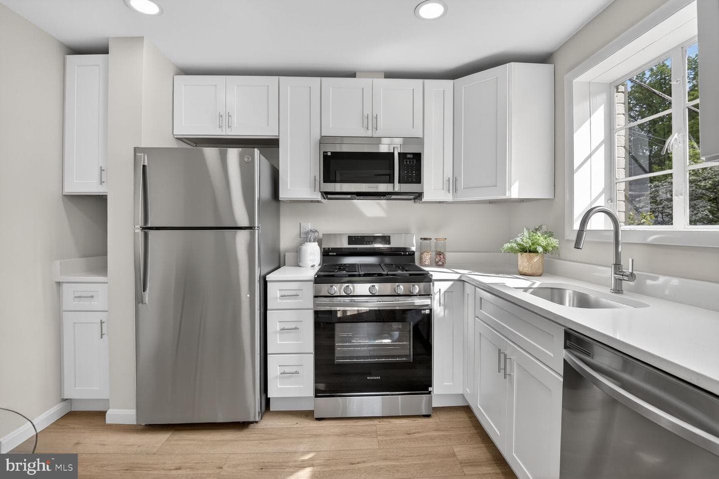 5363 Pooks Hill Road photo 14
