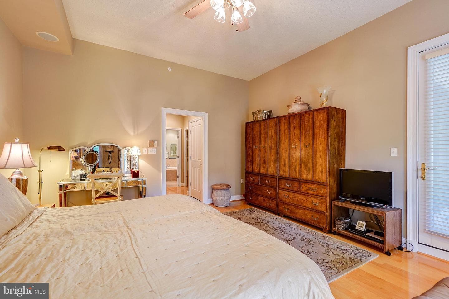 10401 Strathmore Park #3/402 photo 33
