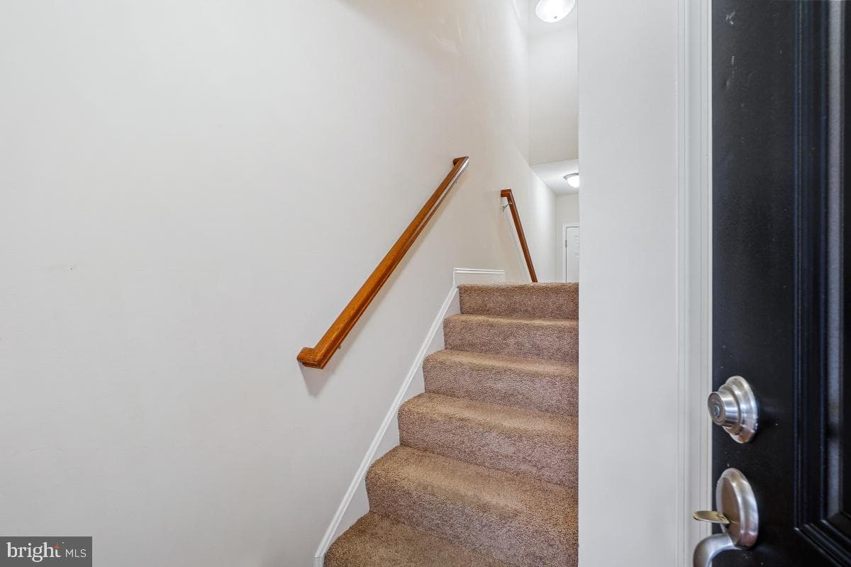 11842 Little Seneca Parkway photo 4