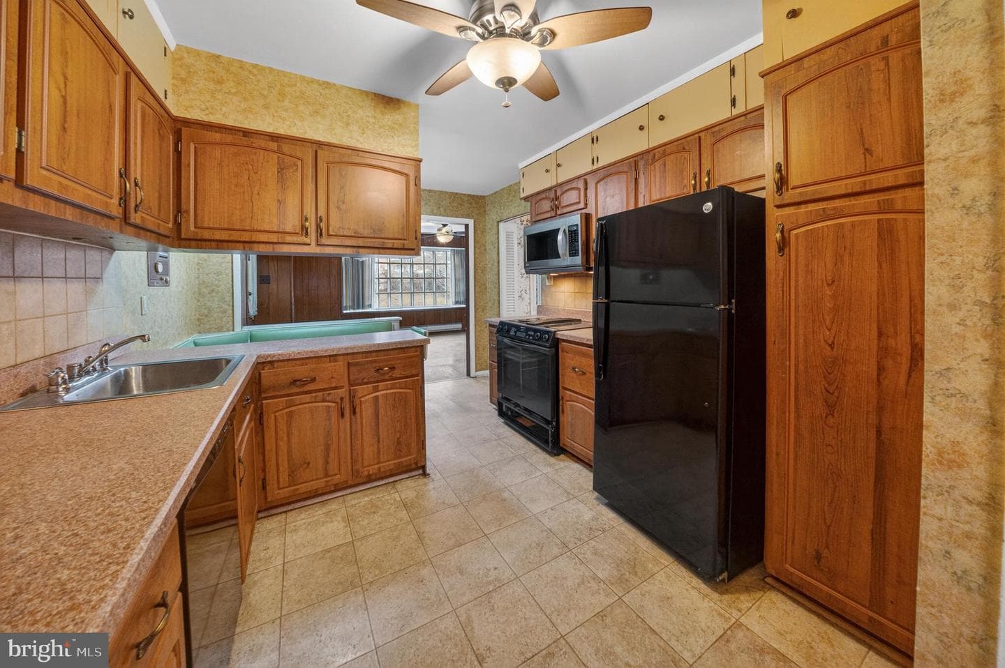 1030 Cresthaven Drive photo 13