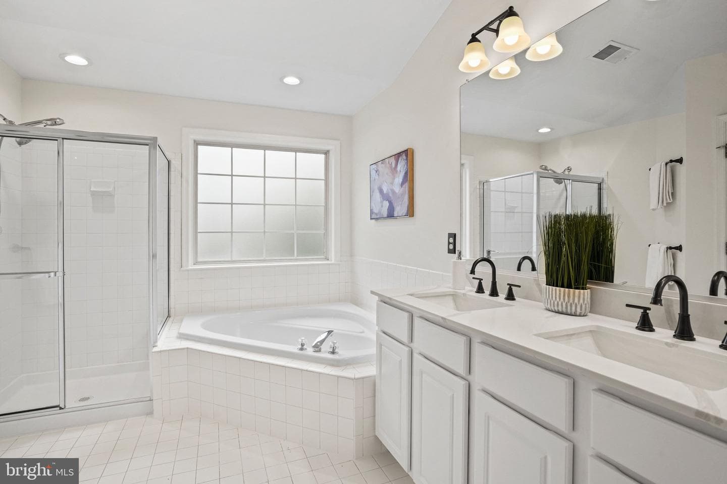 2028 Ashleigh Woods Court photo 27