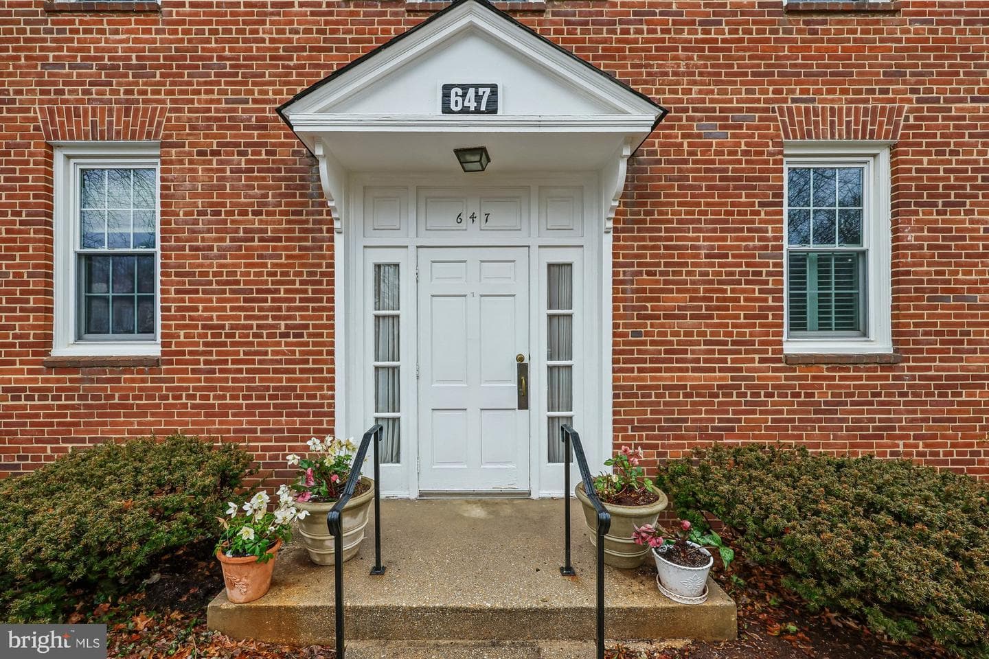 647 Azalea Drive #1 photo 5