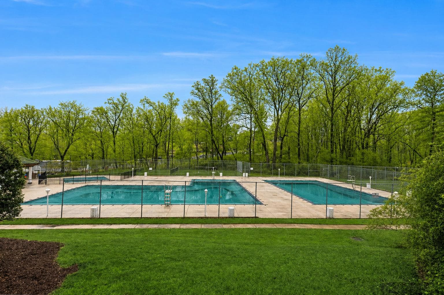 10636 Montrose Avenue #101 photo 21