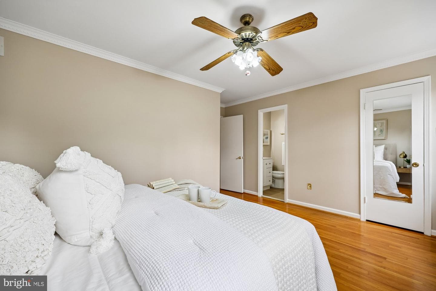 14311 Arctic Avenue photo 14