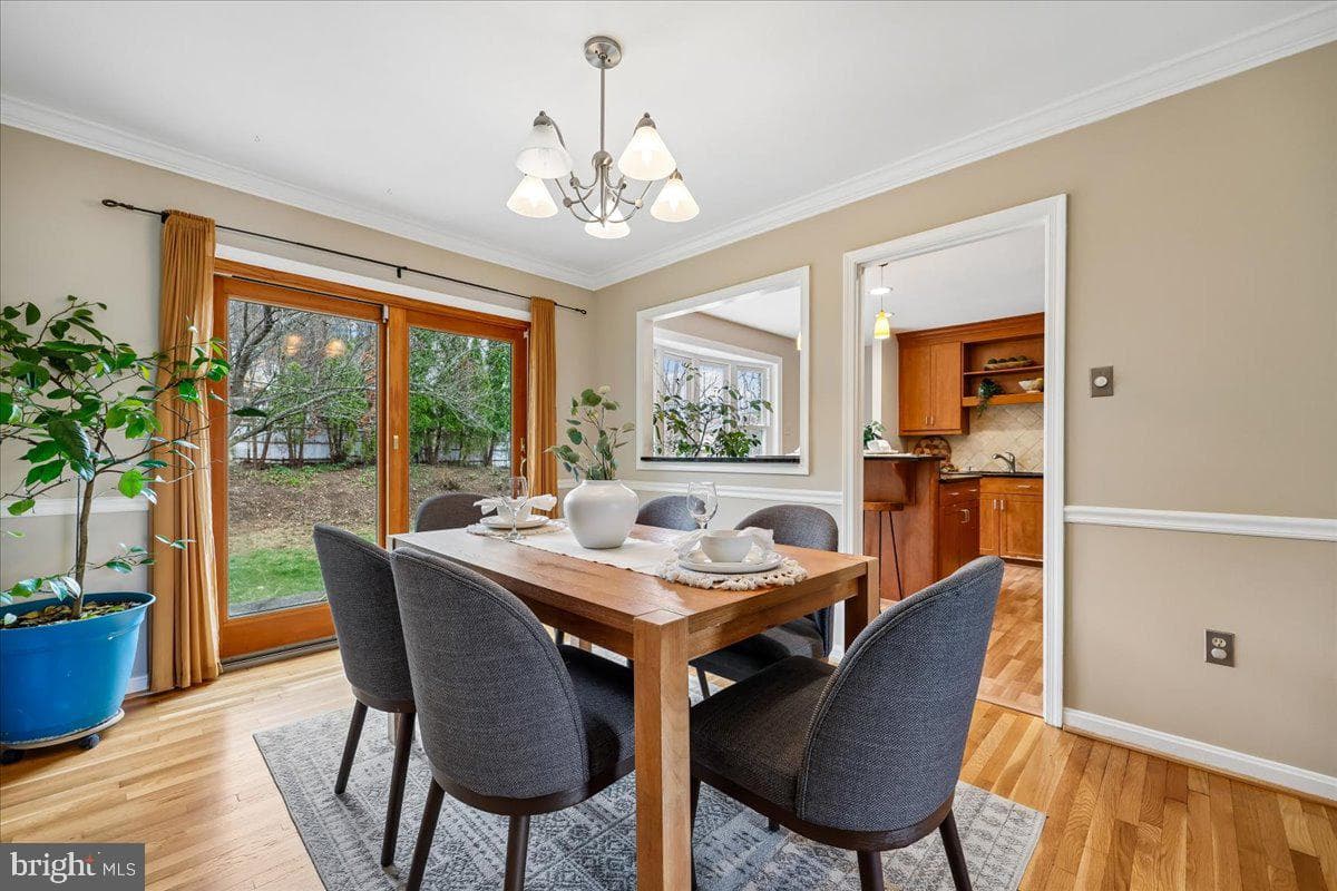 14311 Arctic Avenue photo 6