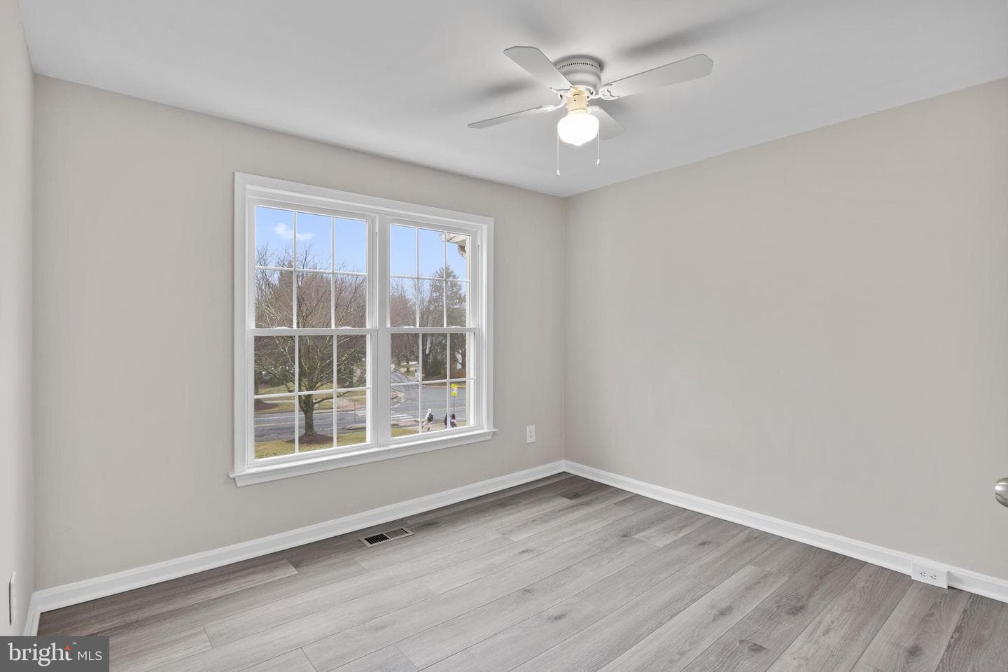 8705 Ferrysburg Way photo 28