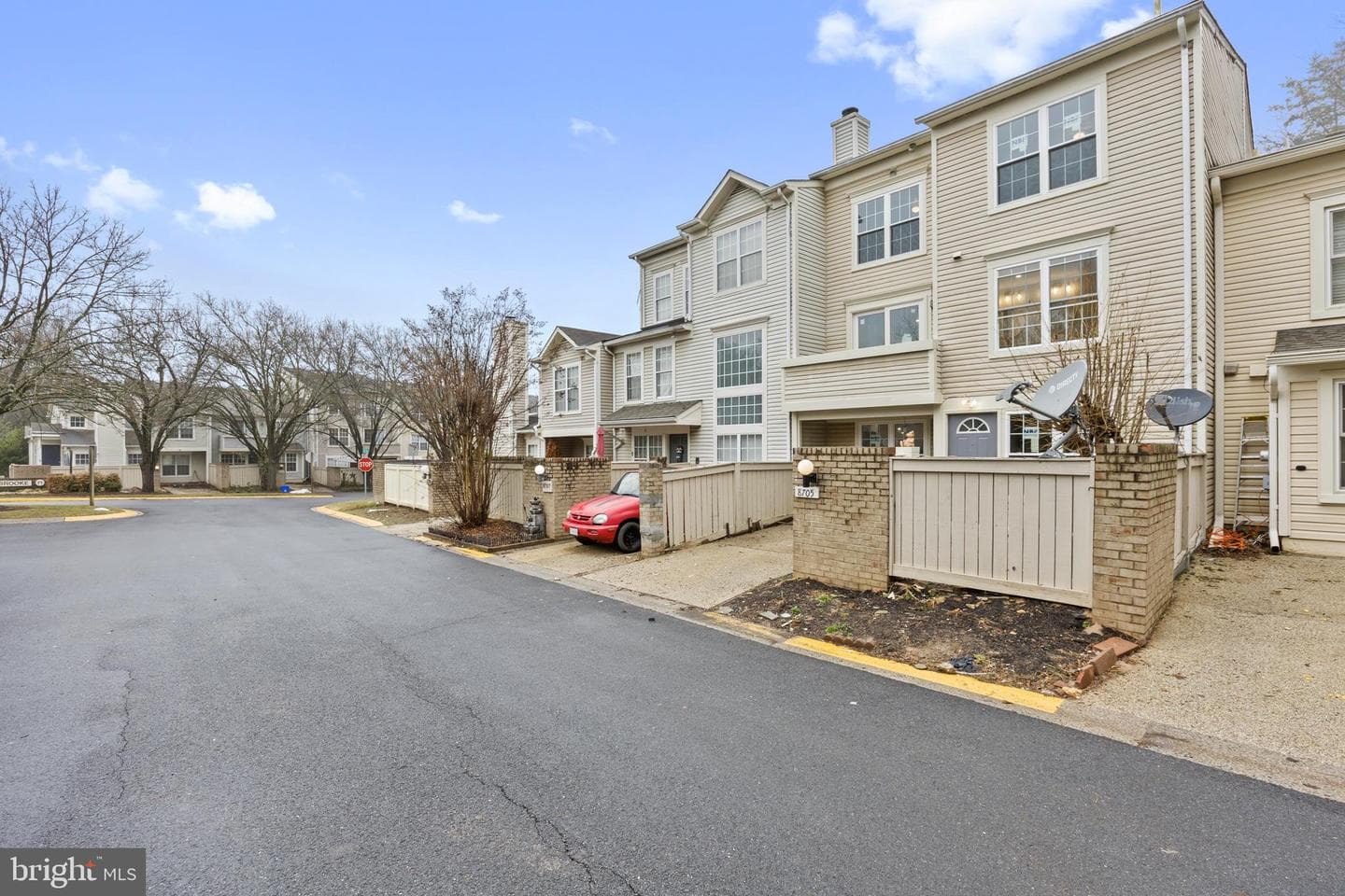 8705 Ferrysburg Way photo 4
