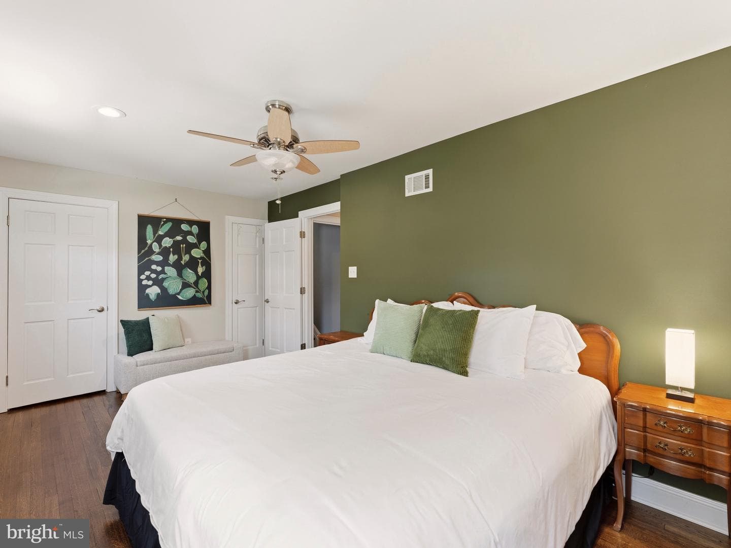 13744 Lockdale Road photo 23