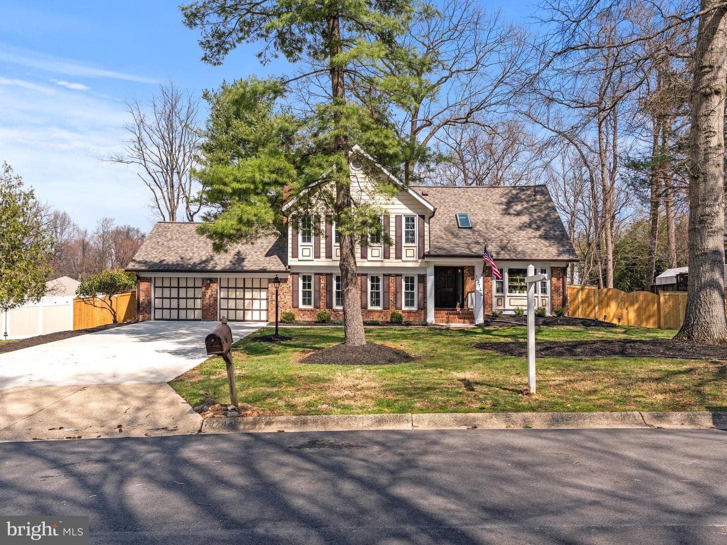 13744 Lockdale Road photo 33