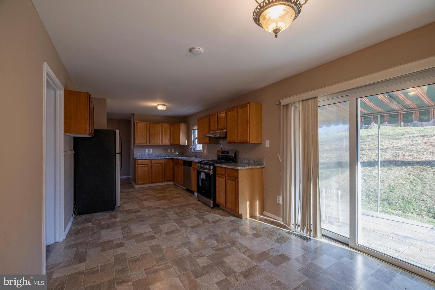 4718 Mercury Drive photo 5