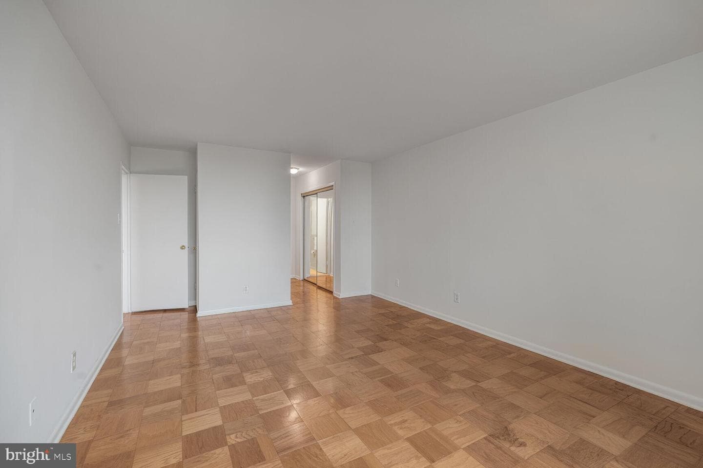 5101 River Road #1106 photo 17