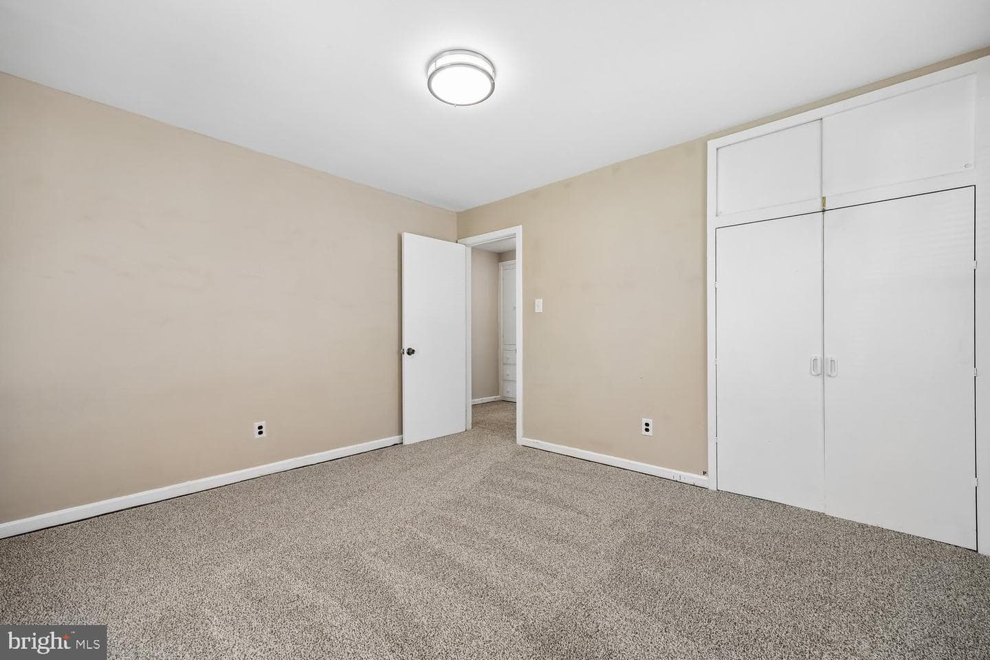 1123 Parrish Drive photo 7