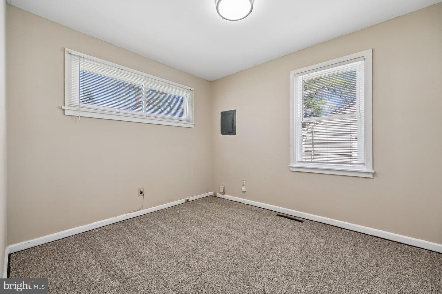 1123 Parrish Drive photo 8