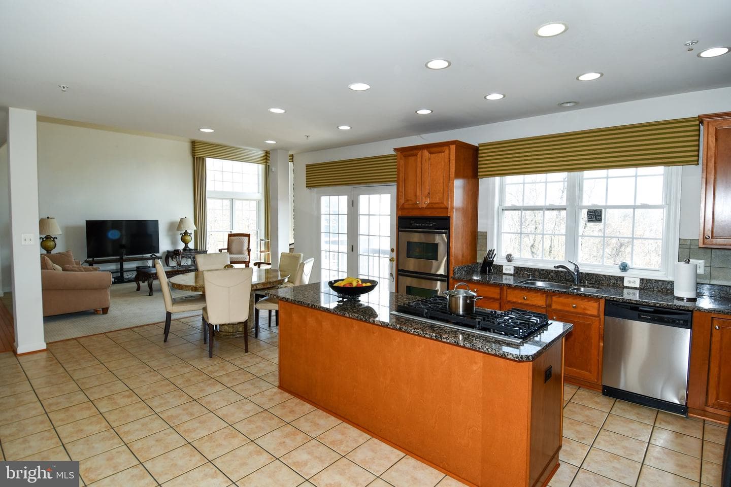 14528 Fairdale Road photo 19