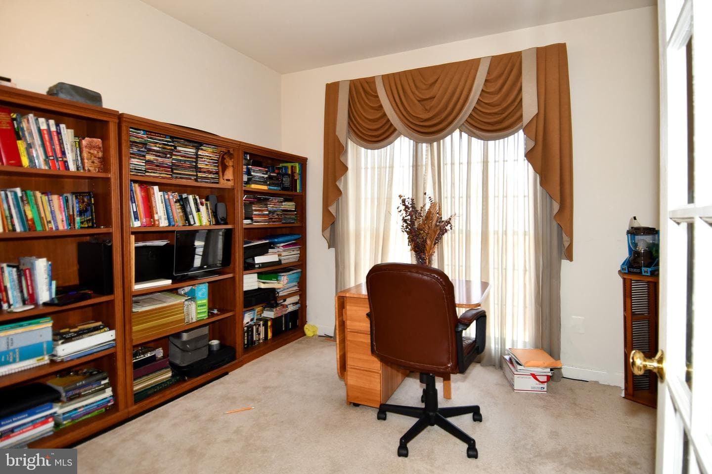 14528 Fairdale Road photo 21