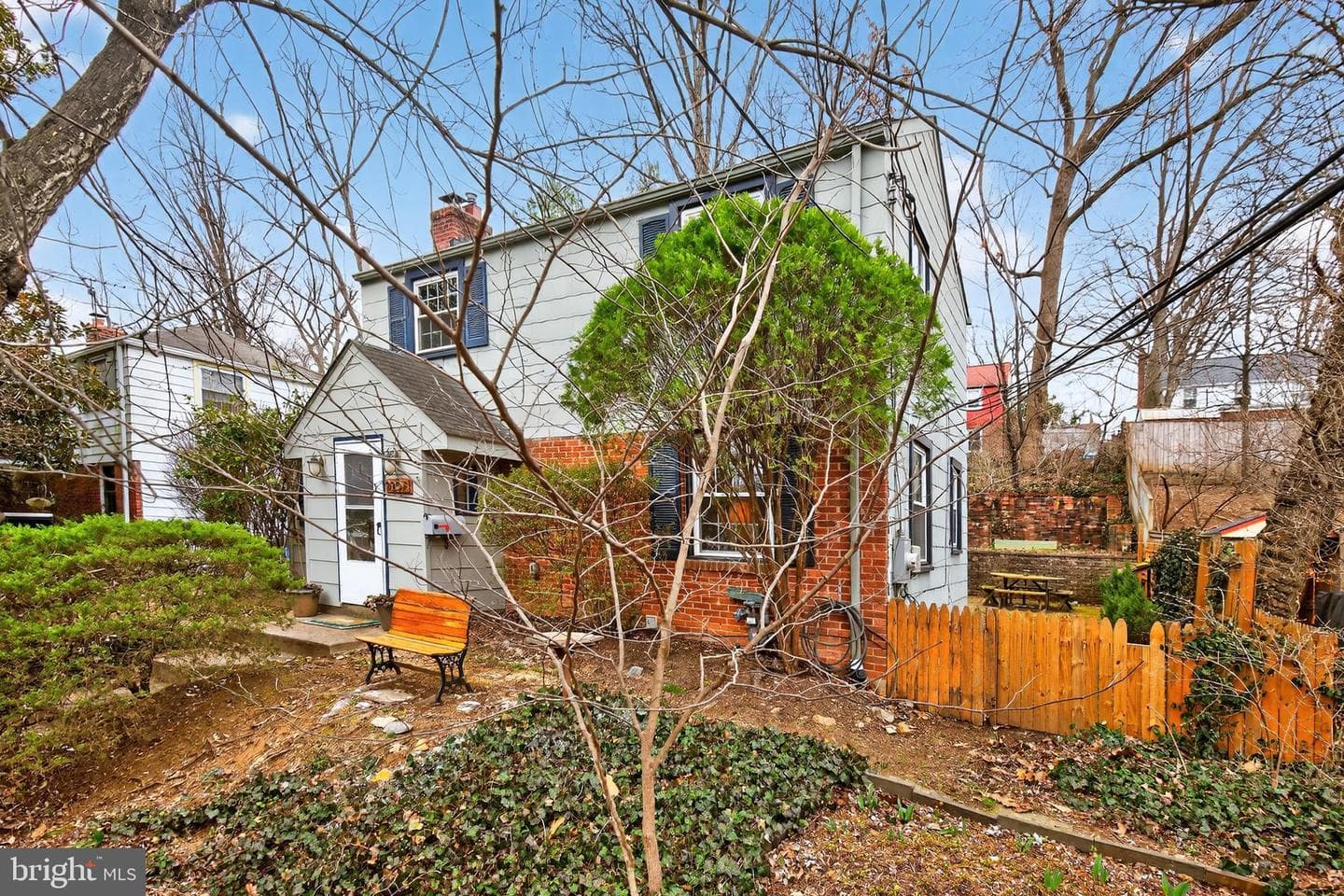 9207 Long Branch Parkway photo 2