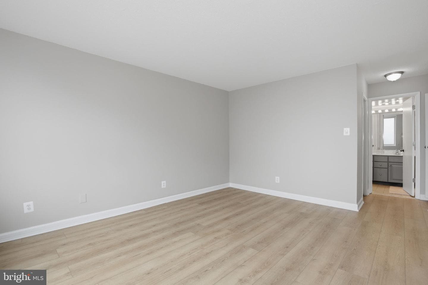 11801 Rockville Pik #1111 photo 34