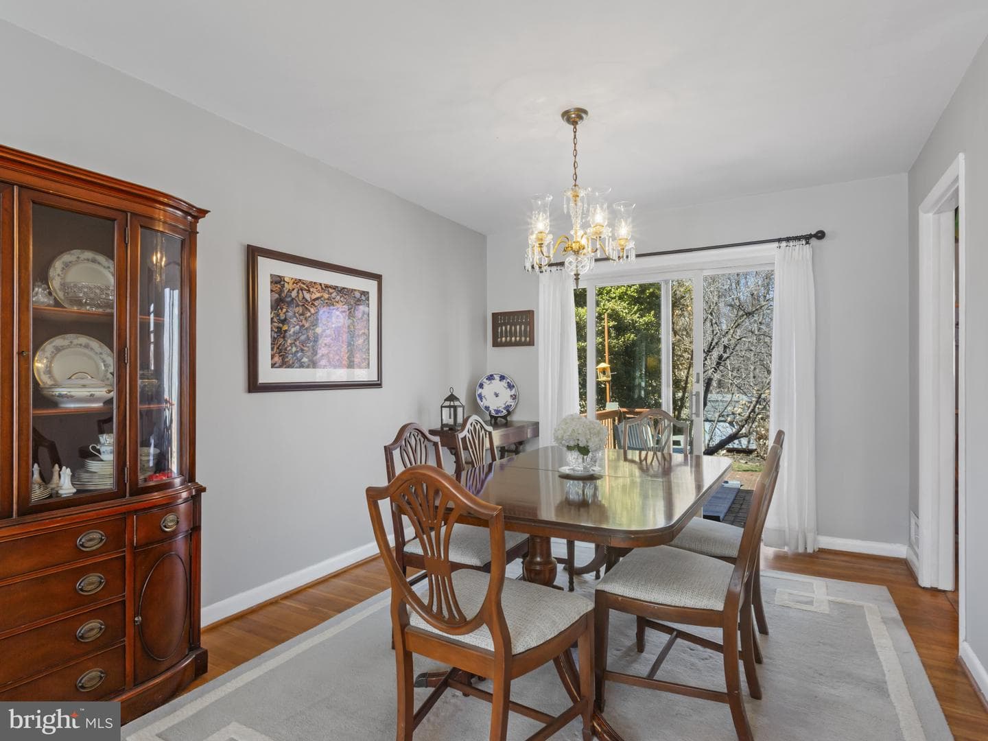 935 Loxford Terrace photo 12