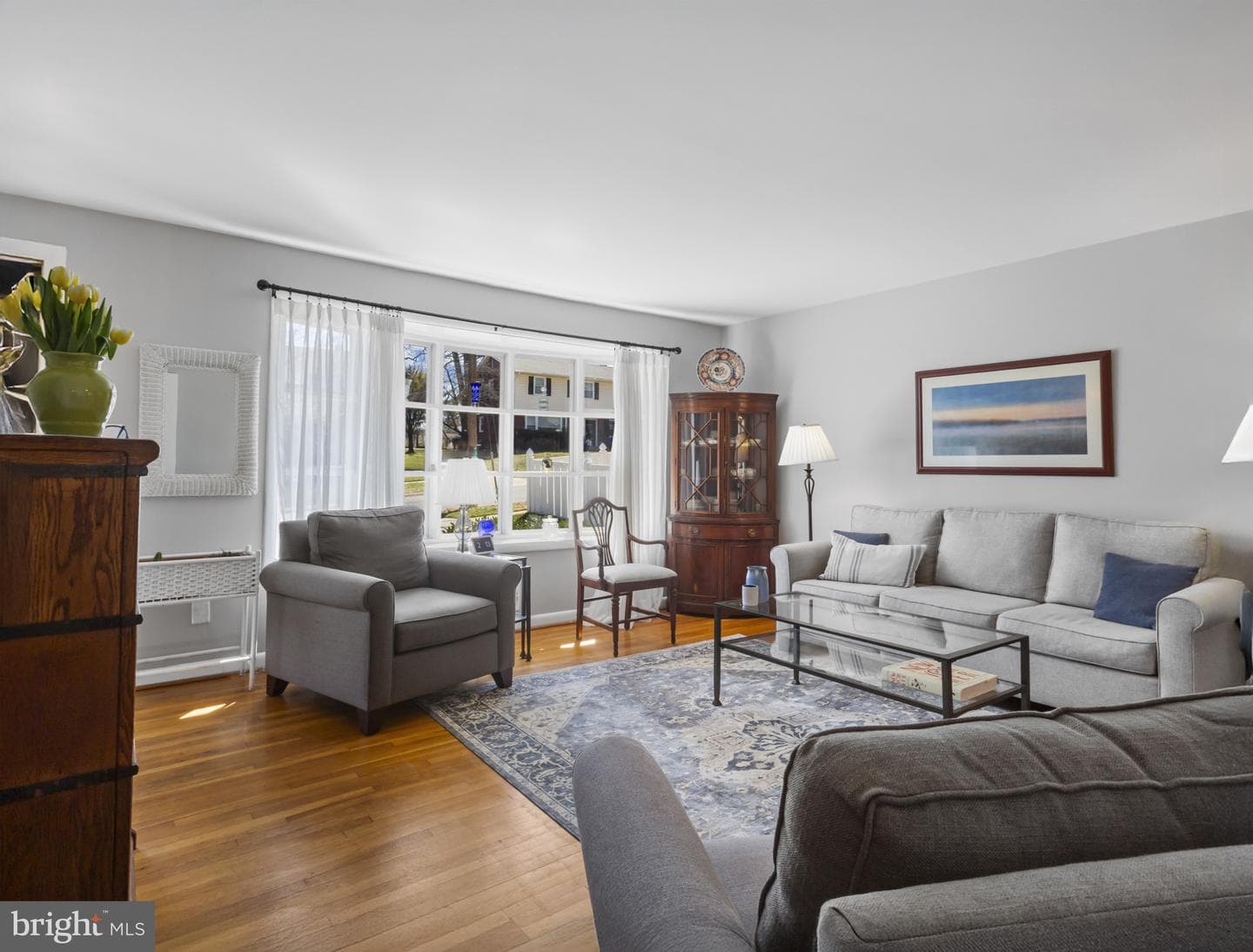 935 Loxford Terrace photo 5