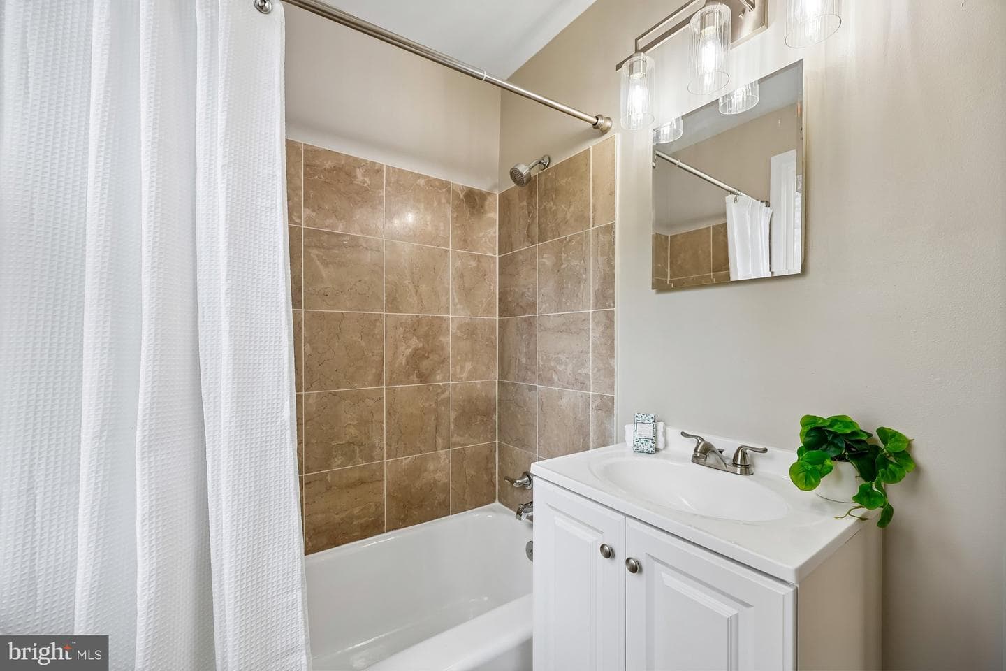 2613 Elnora Street photo 24