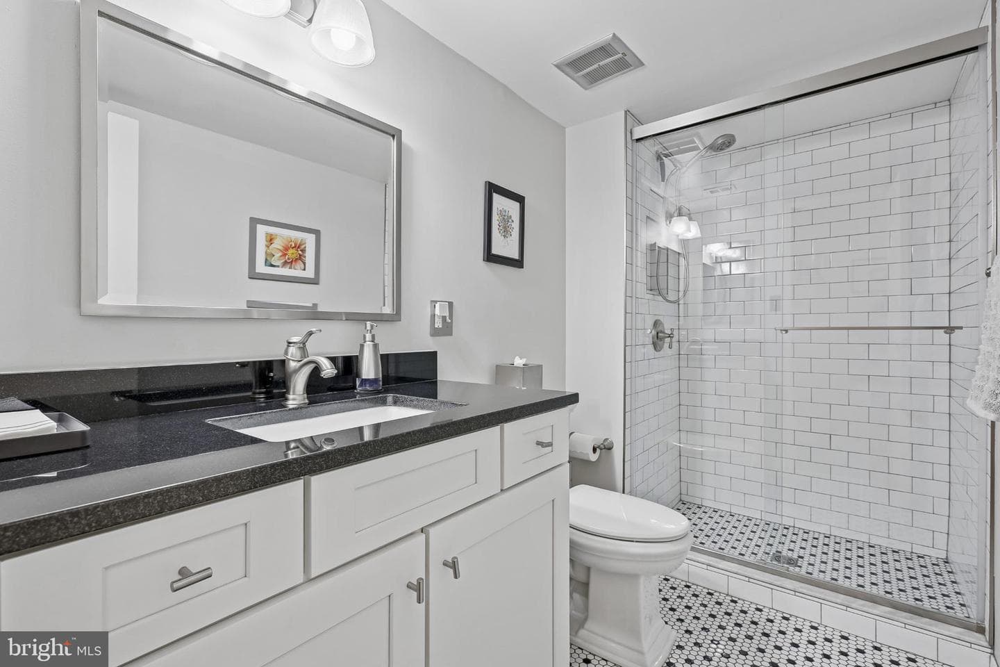 4982 Sentinel Drive #14-102 photo 30