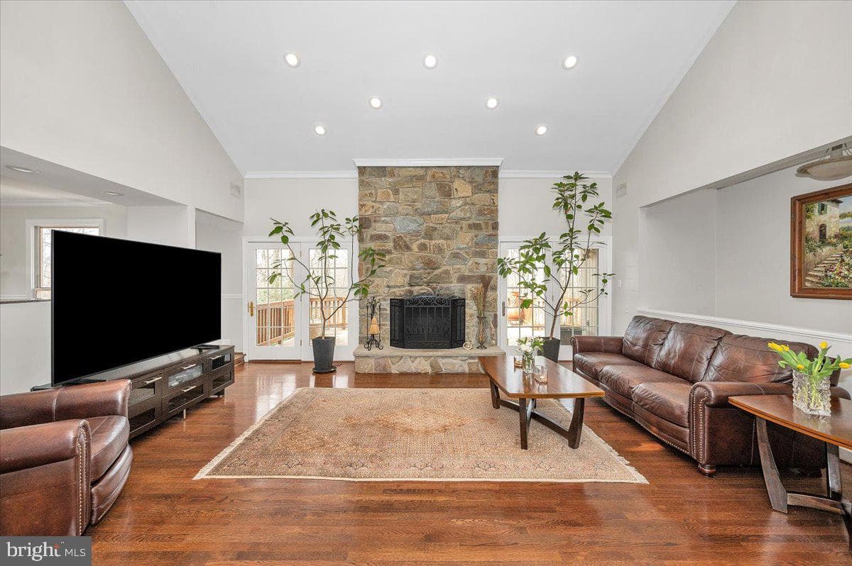 10101 Lloyd Road photo 11
