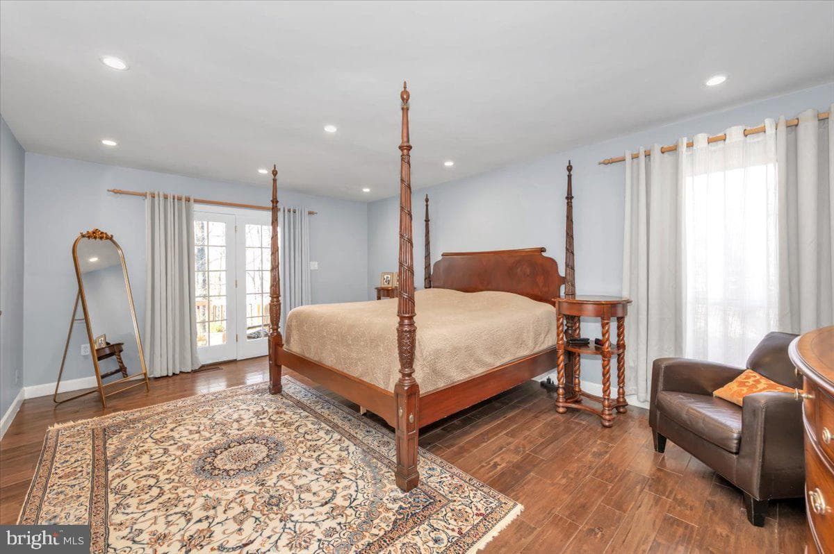 10101 Lloyd Road photo 26