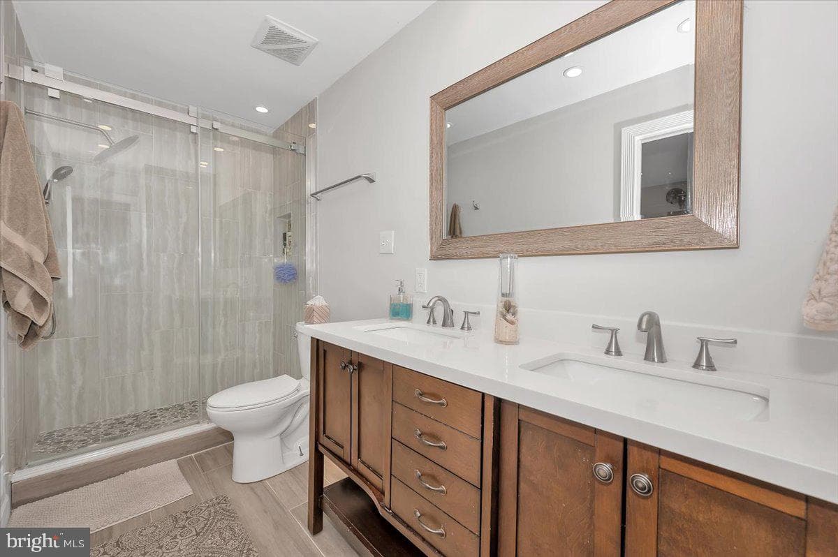 10101 Lloyd Road photo 31