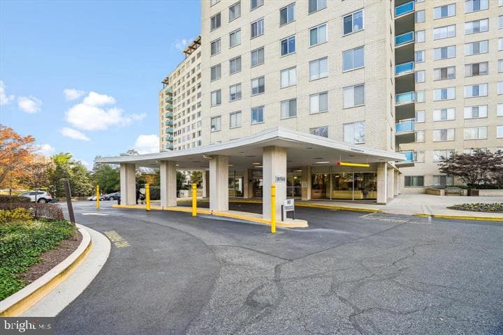 10500 Rockville Pik #p-162 photo 3