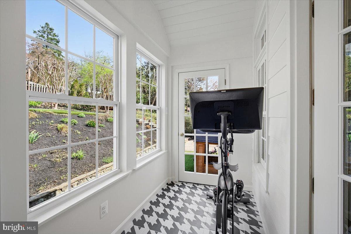 6107 Cromwell Drive photo 26