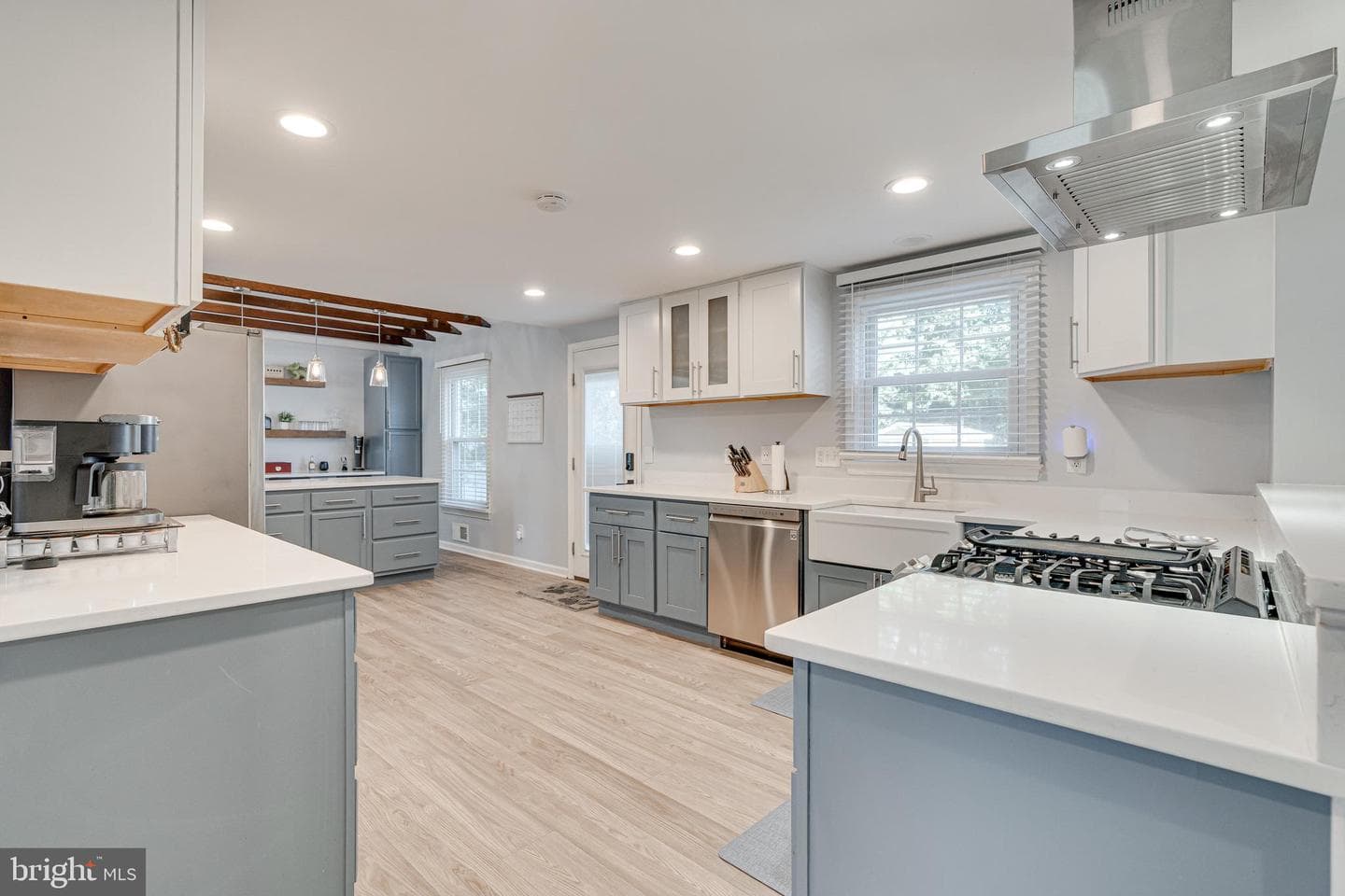 8501 Aqueduct Road photo 12