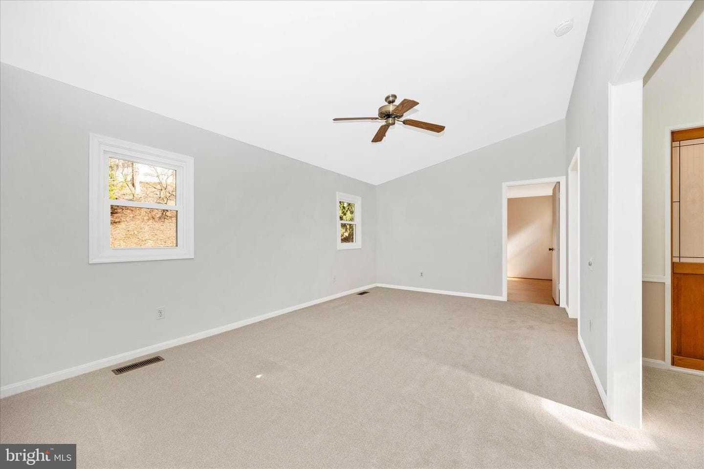 14 Cherry Grove photo 12