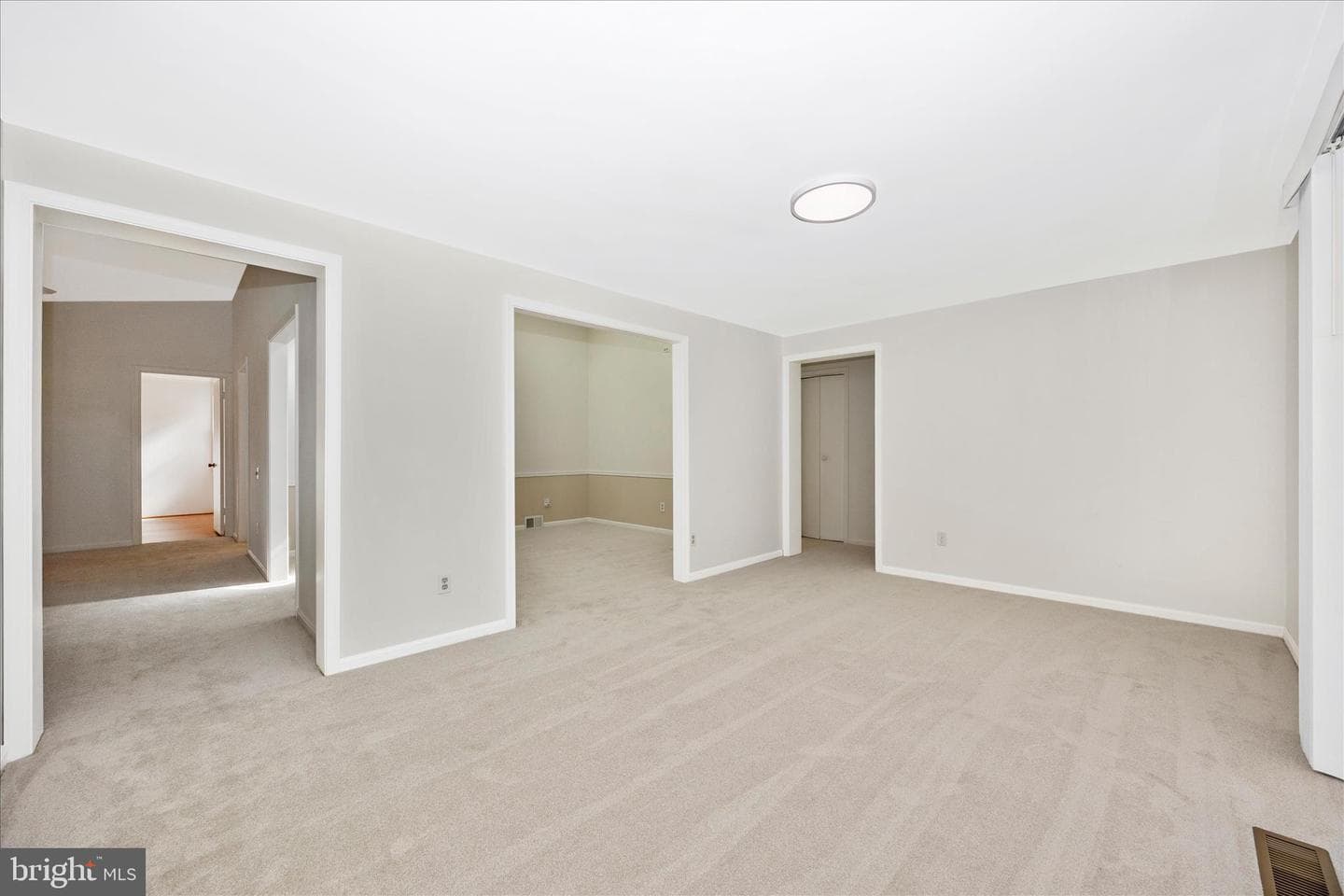 14 Cherry Grove photo 17
