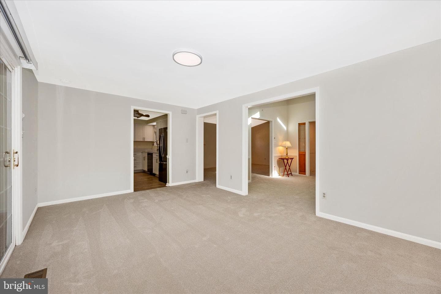 14 Cherry Grove photo 18