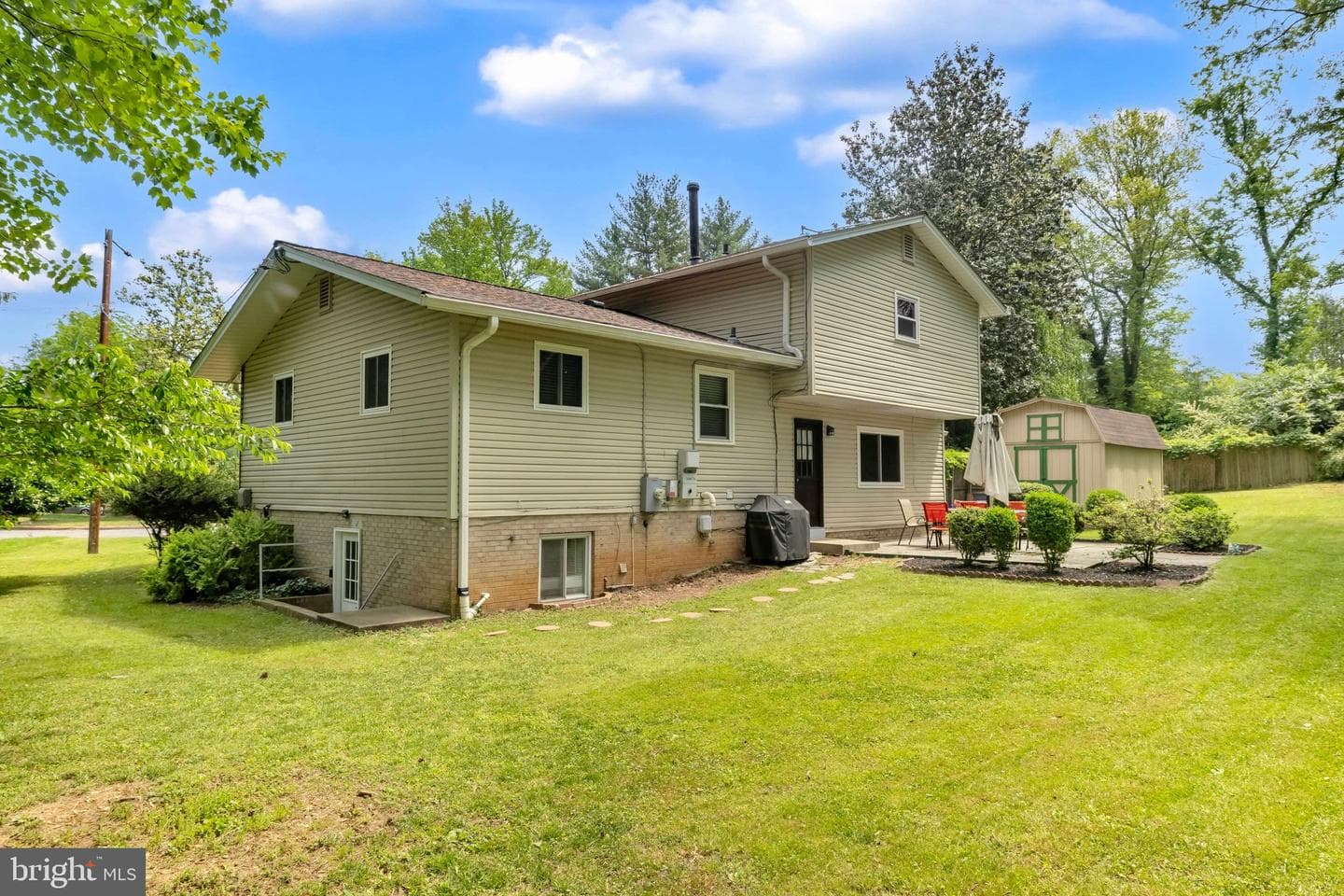 1 Bethayres Court photo 38
