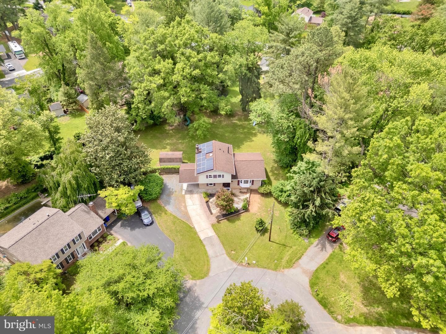 1 Bethayres Court photo 43