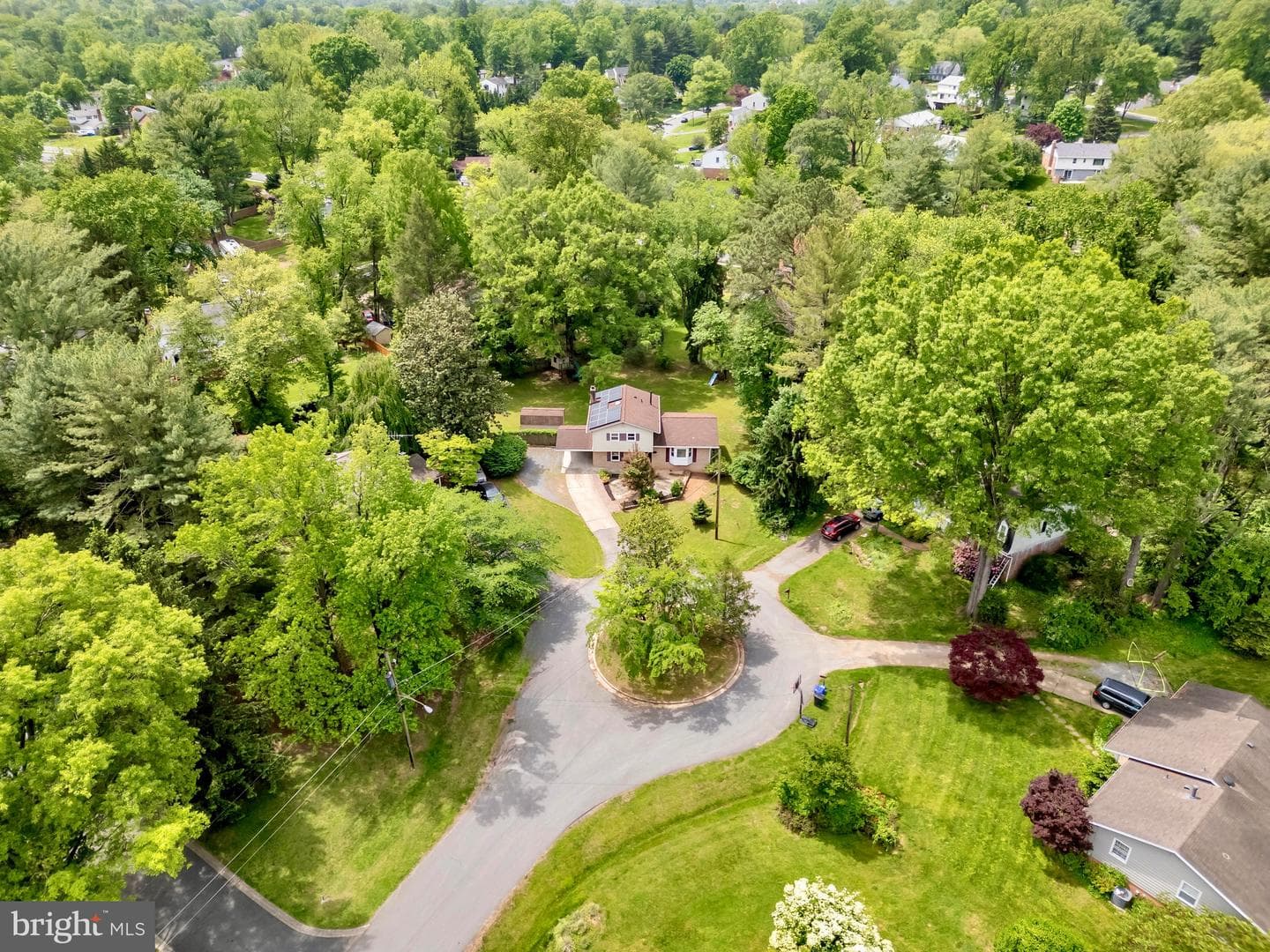 1 Bethayres Court photo 44