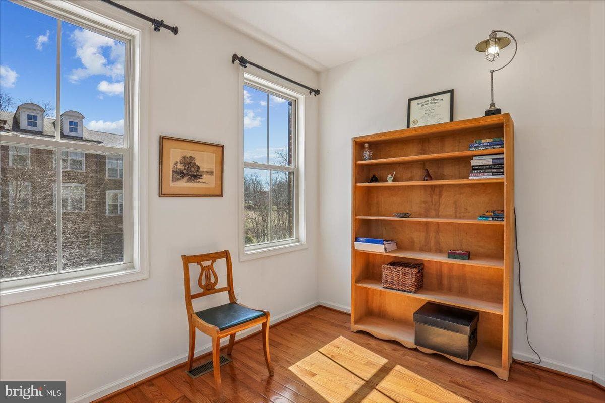 108 Samuel Manor Court photo 15