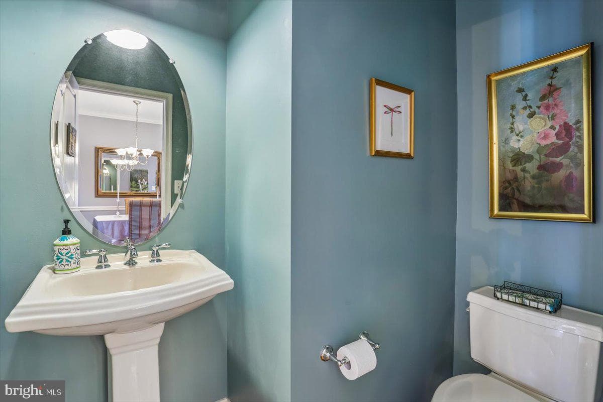 108 Samuel Manor Court photo 16