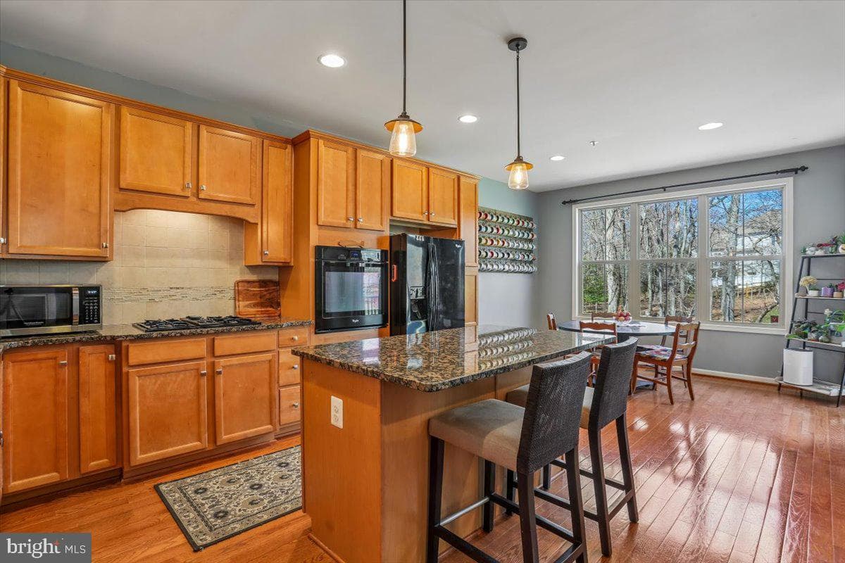 108 Samuel Manor Court photo 17