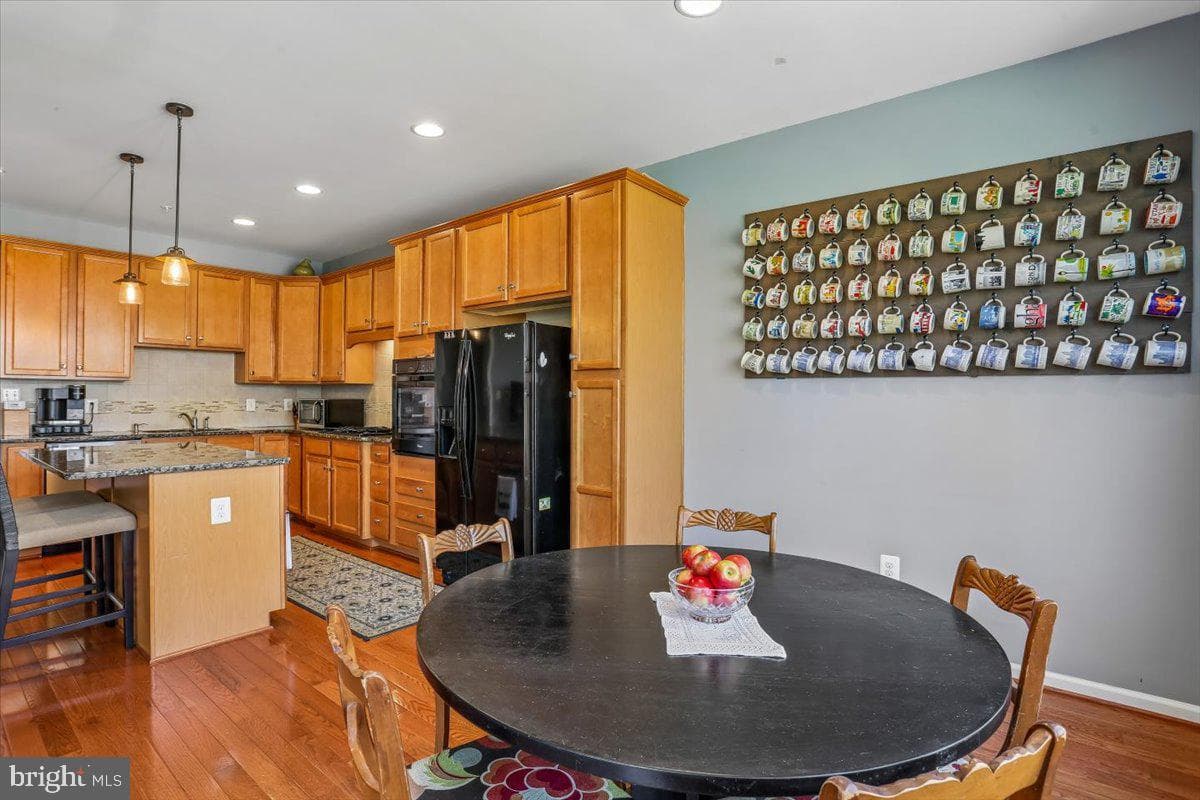 108 Samuel Manor Court photo 25