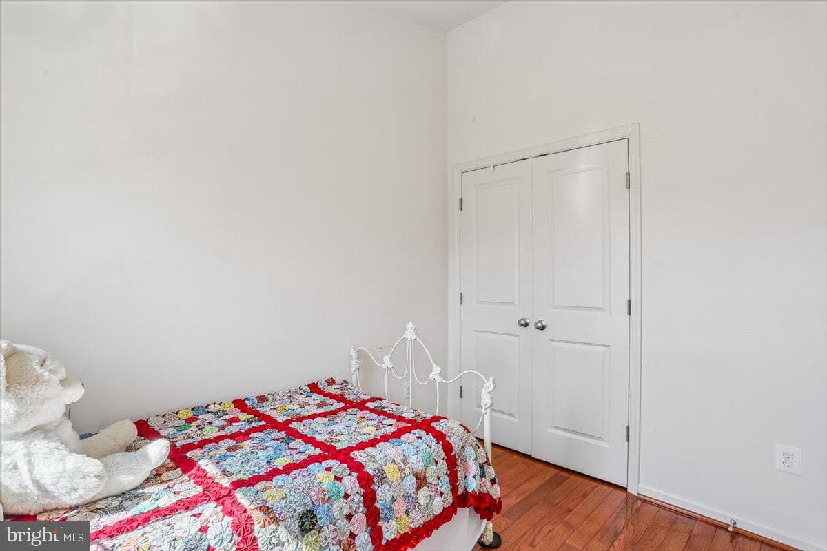 108 Samuel Manor Court photo 45