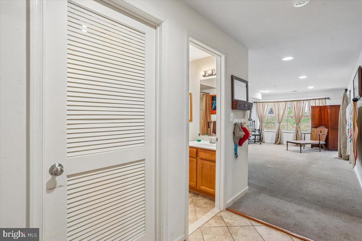 108 Samuel Manor Court photo 51