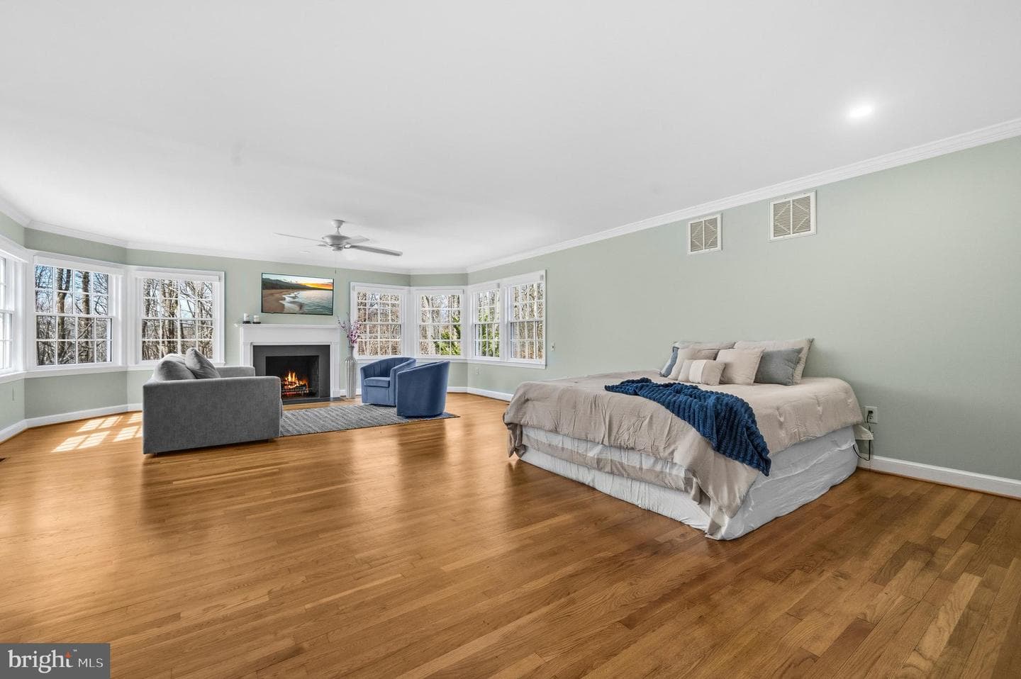 7917 Greentree Road photo 25
